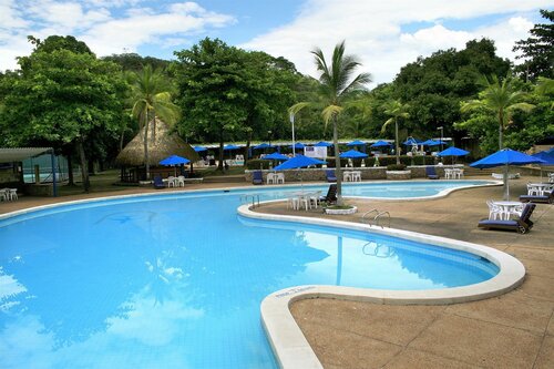 Гостиница Hotel Guadaira Resort в Департаменте Толима