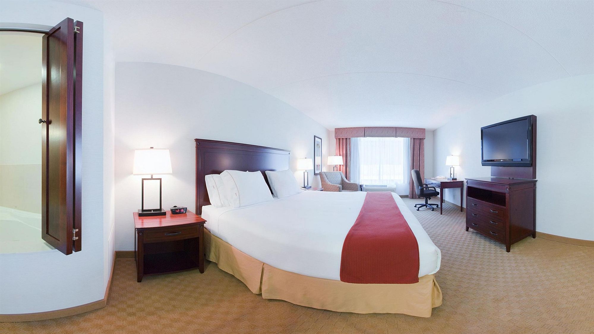 Фото Holiday Inn Express & Suites Brockville