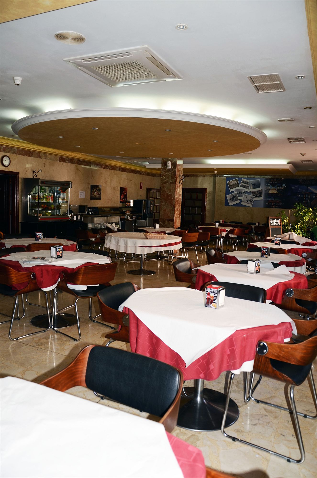 Фото Hotel Aeropuerto Sur