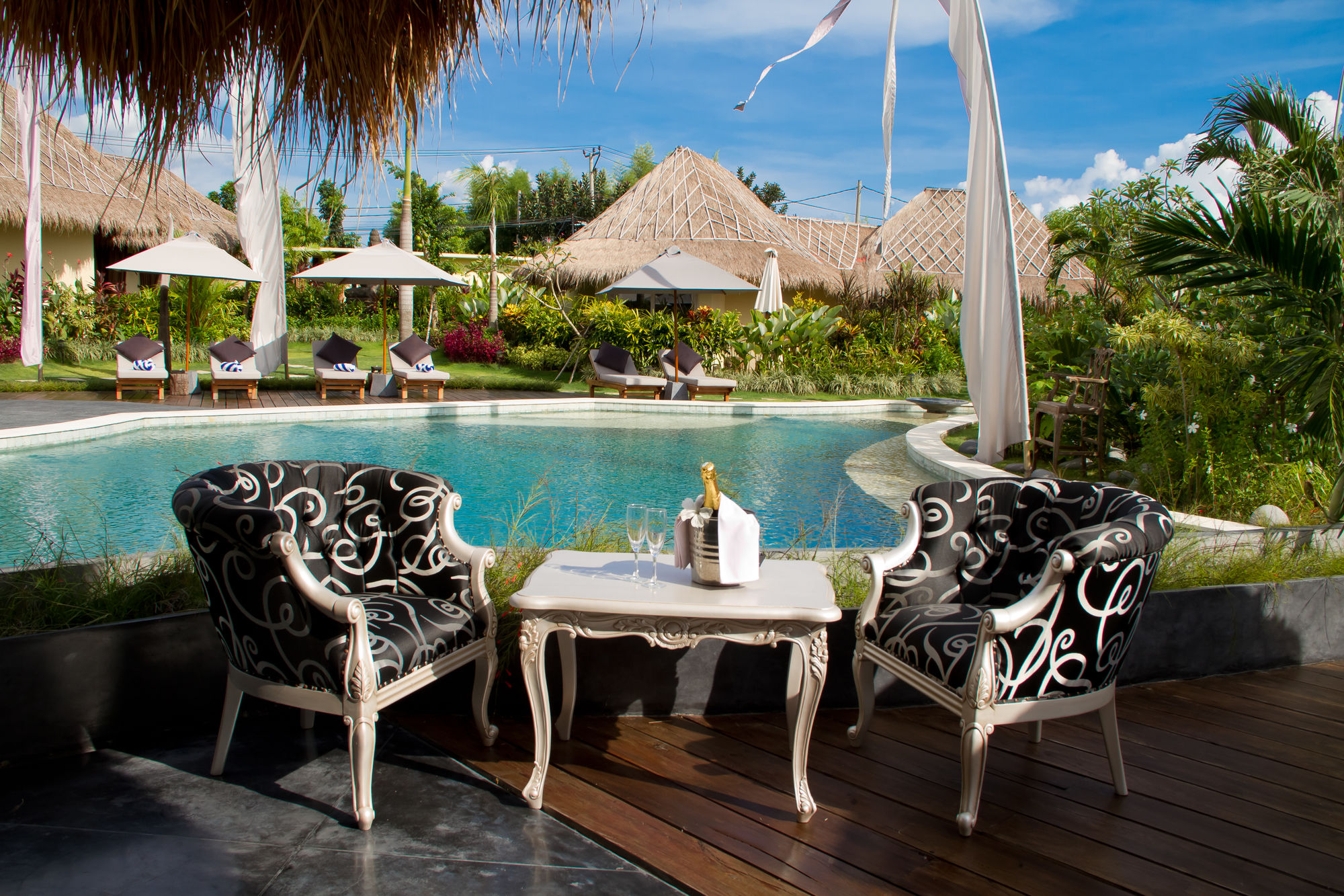 Фото Villa Mathis