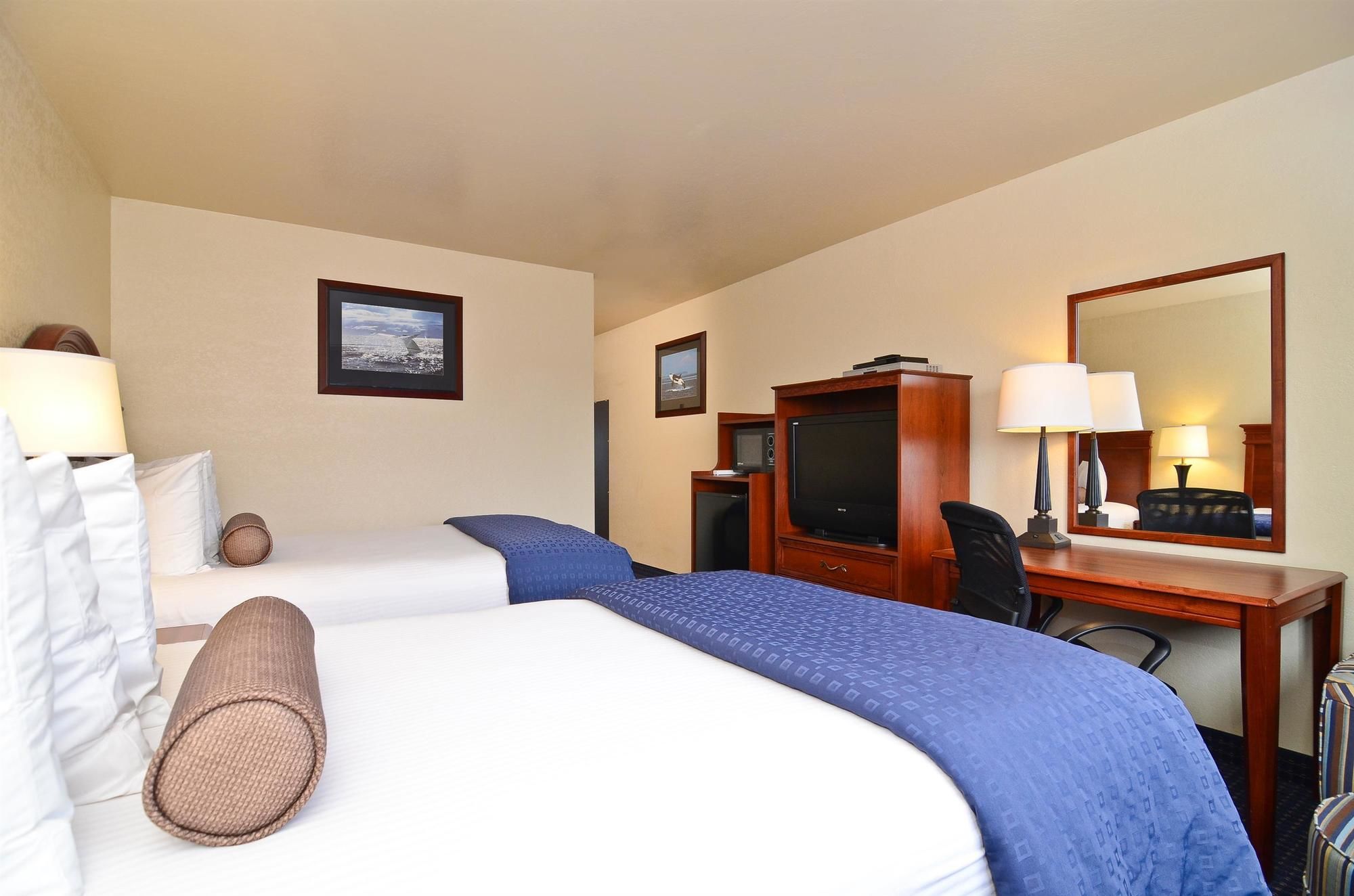 Фото Best Western Valdez Harbor Inn