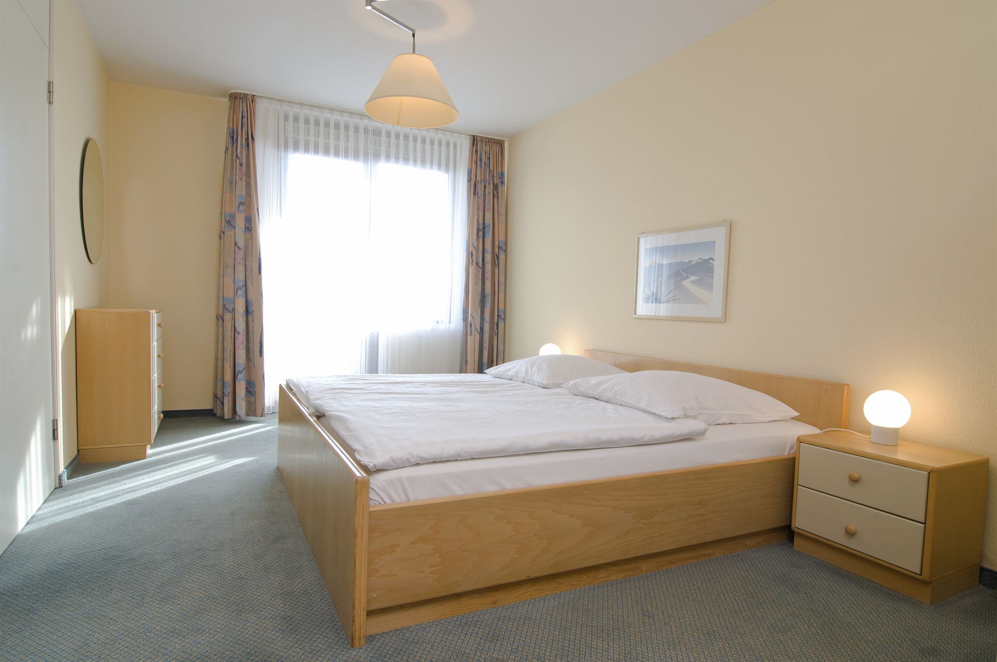 Фото Hotel Gästehaus Forum am Westkreuz