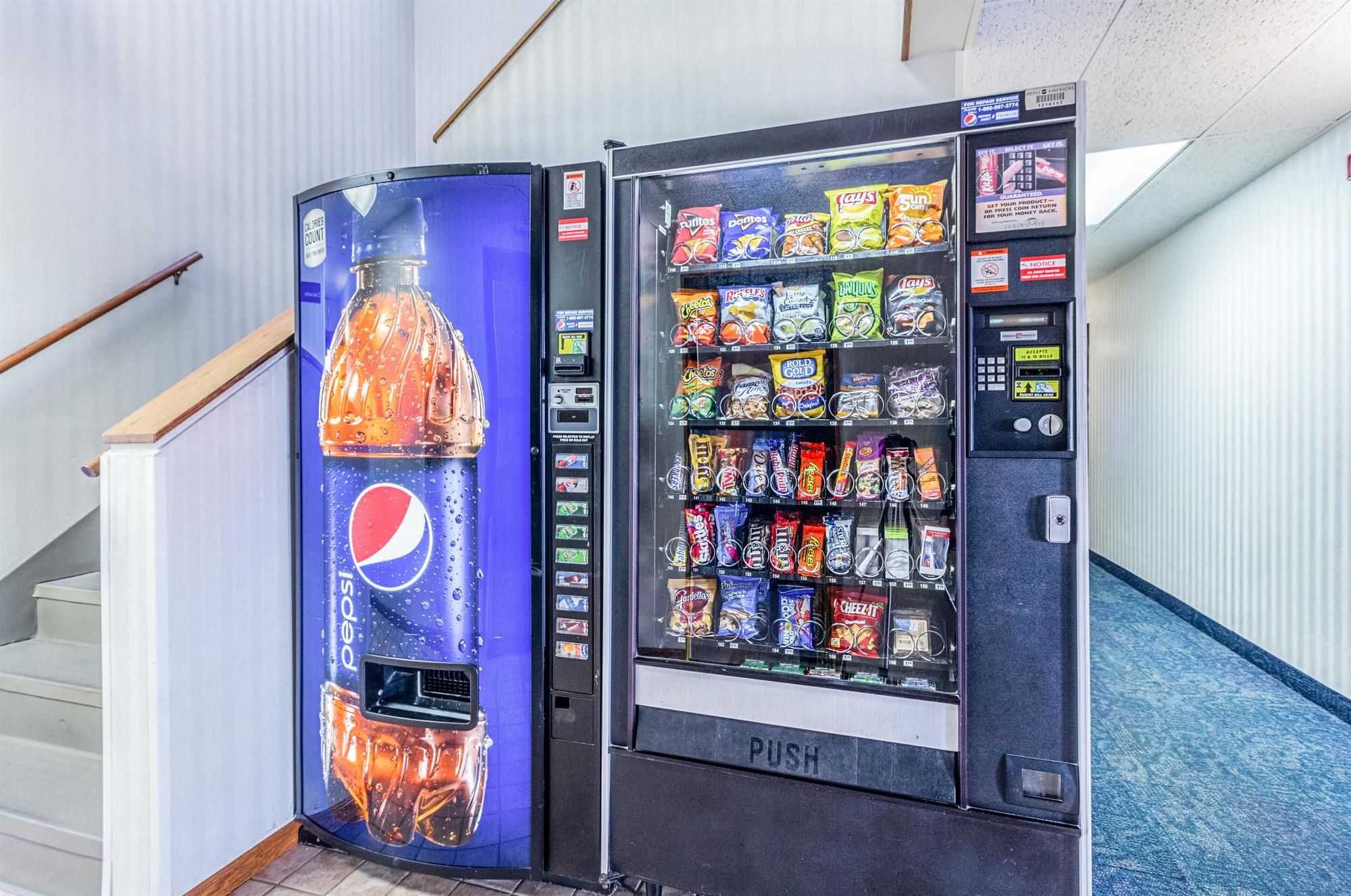 Фото Motel 6 Fargo, Nd - South