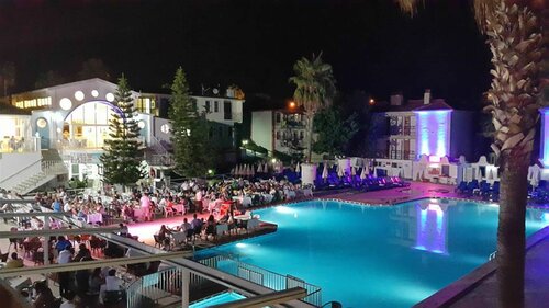 Гостиница Karbel Hotel в Олюденизе