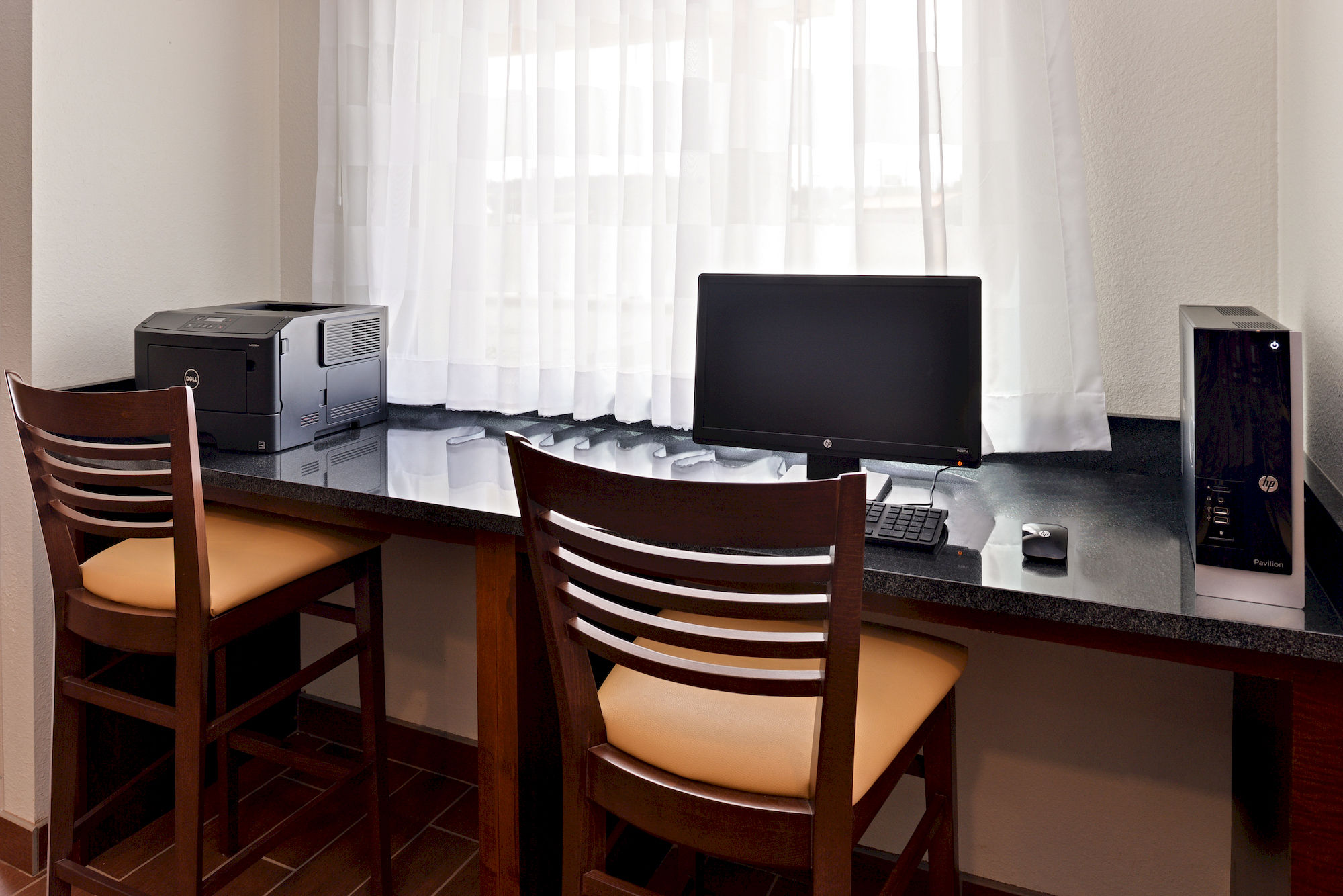 Фото Sleep Inn & Suites