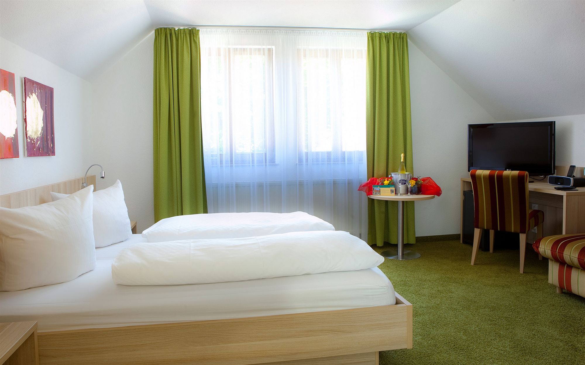 Фото отеля 3