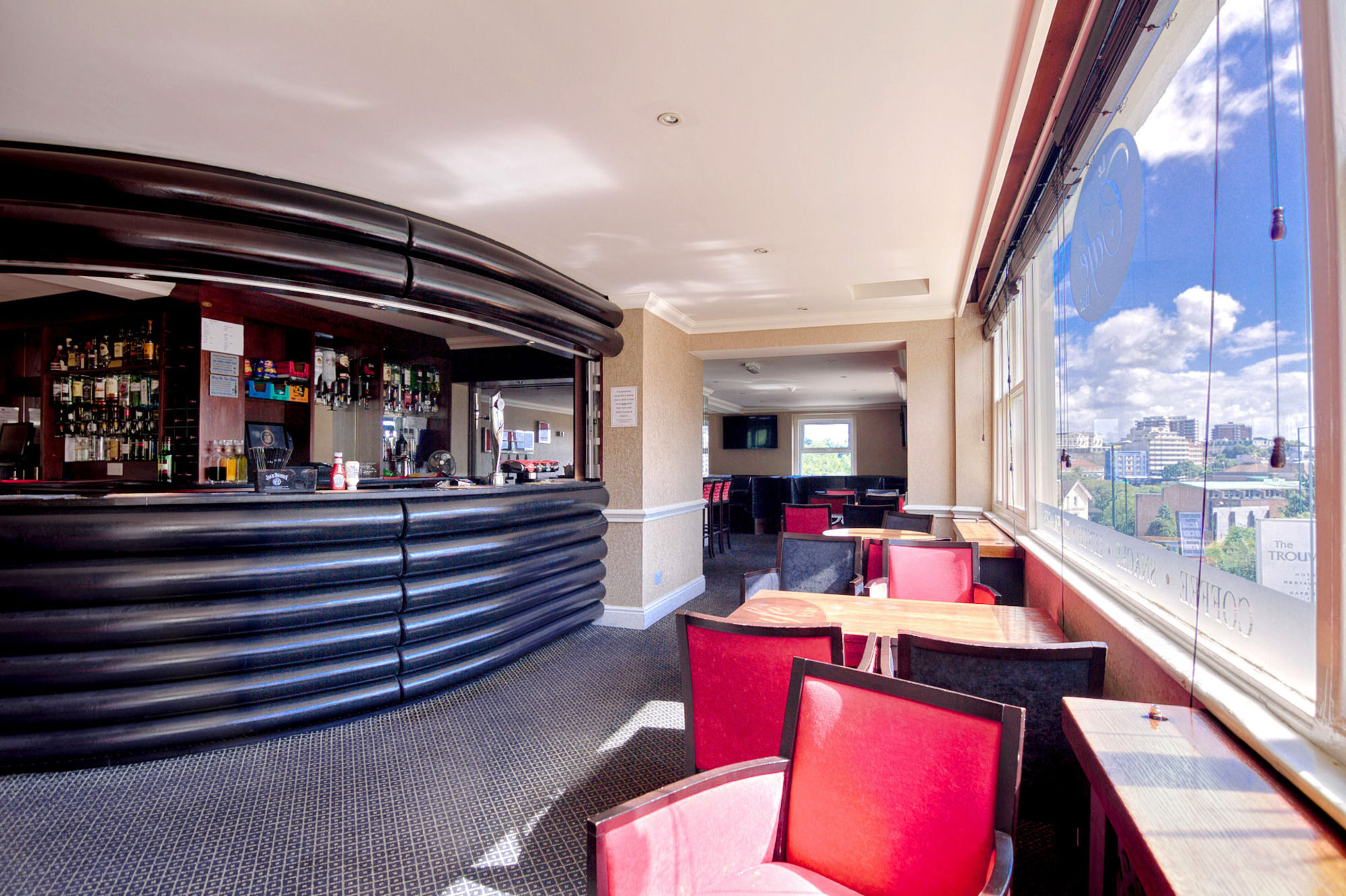 Фото The Trouville Hotel