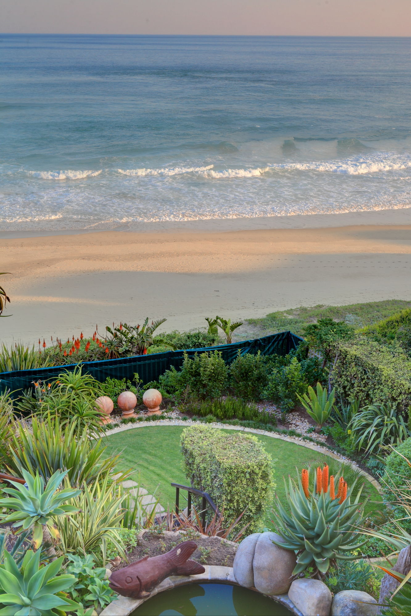 Фото Xanadu Guest Villa