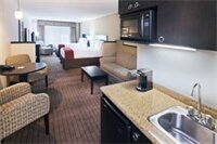 Фото Holiday Inn Express & Suites El Paso Airport Area, an Ihg Hotel