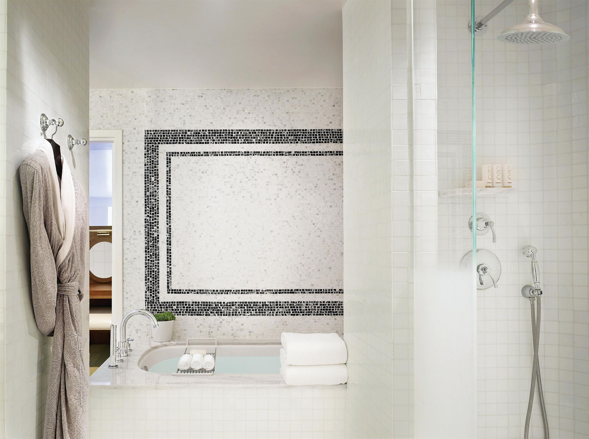 Фото The London West Hollywood Hotel