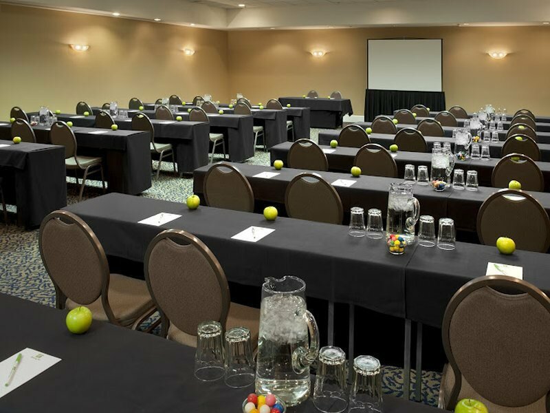 Фото Holiday Inn Denver East, an Ihg Hotel