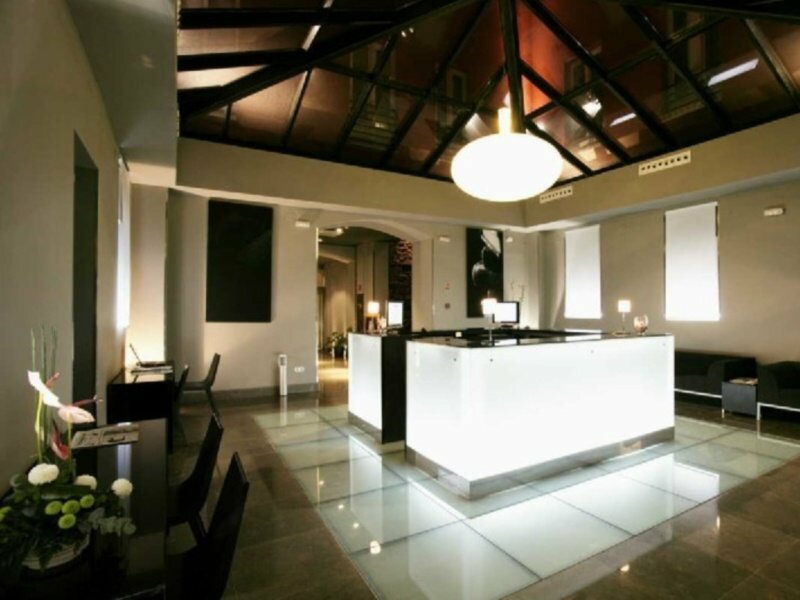 Фото Icon Embassy