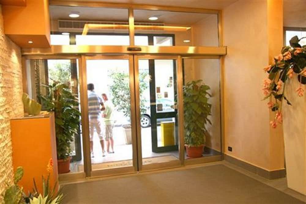 Фото Albergo Athenaeum