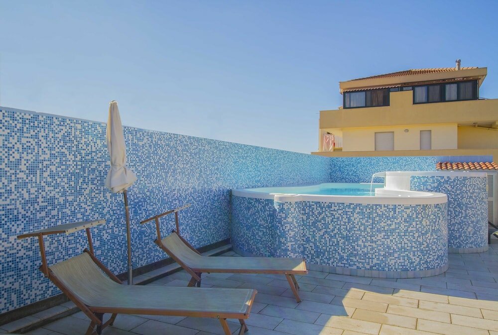 Фото Hotel Domomea