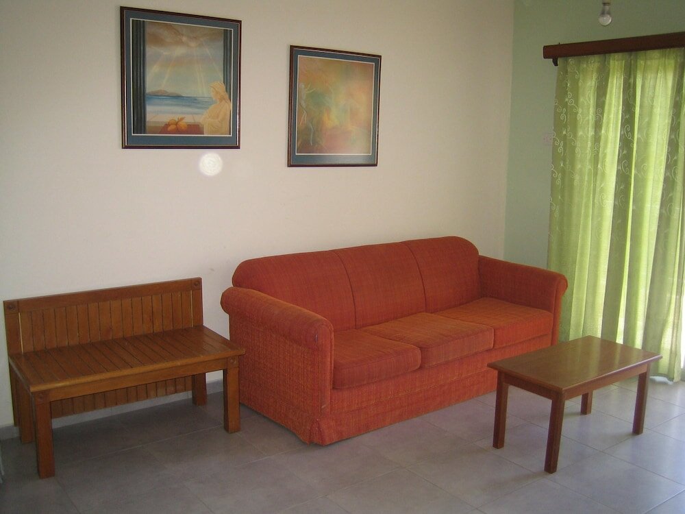 Фото Onisillos Hotel