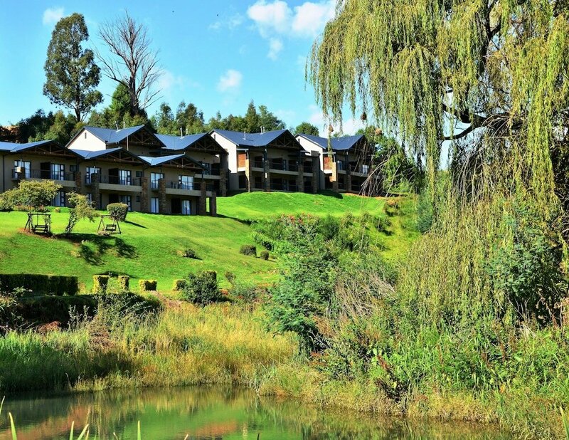 Гостиница Premier Resort Sani Pass