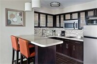 Гостиница Staybridge Suites West Edmonton
