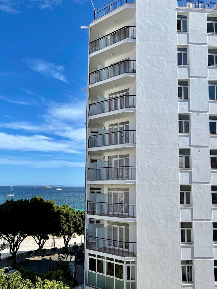 Фото Suncoast Ibiza Hotel - Adults Only -