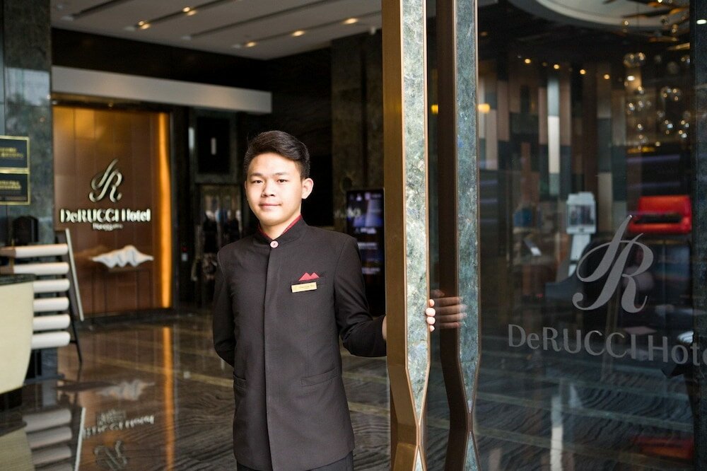 Фото DeRUCCI Hotel