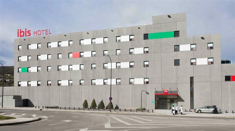 Гостиница Ibis Oviedo