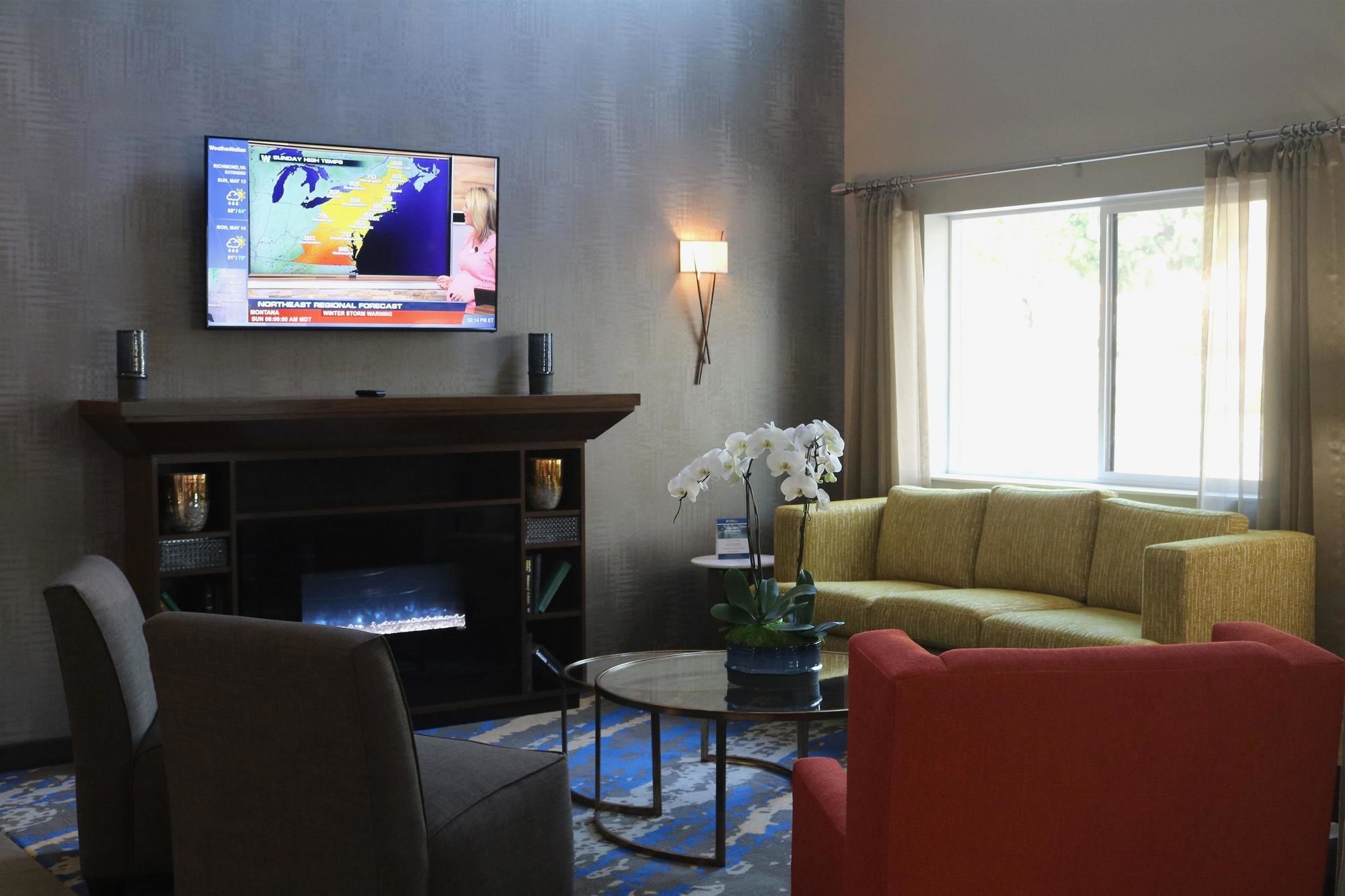 Фото Best Western Plus Portland Airport Hotel & Suites