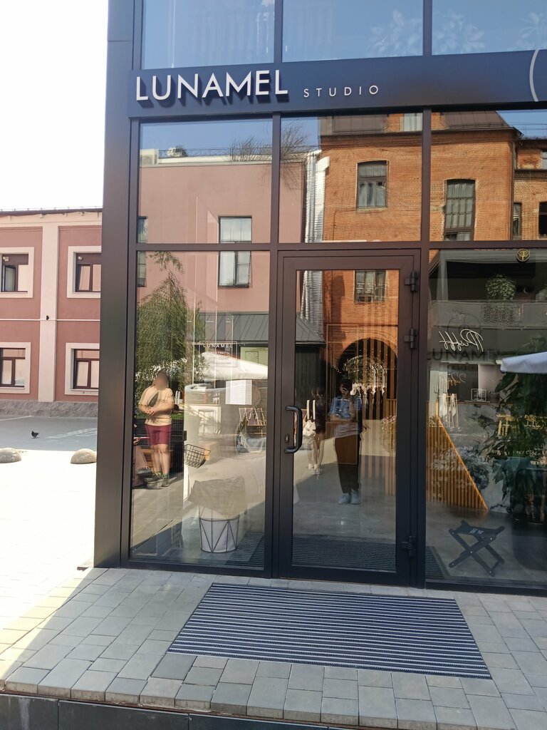 Training of masters for beauty salons Lunamel education, Tula, photo