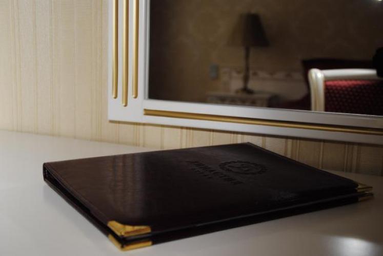 Фото Династия