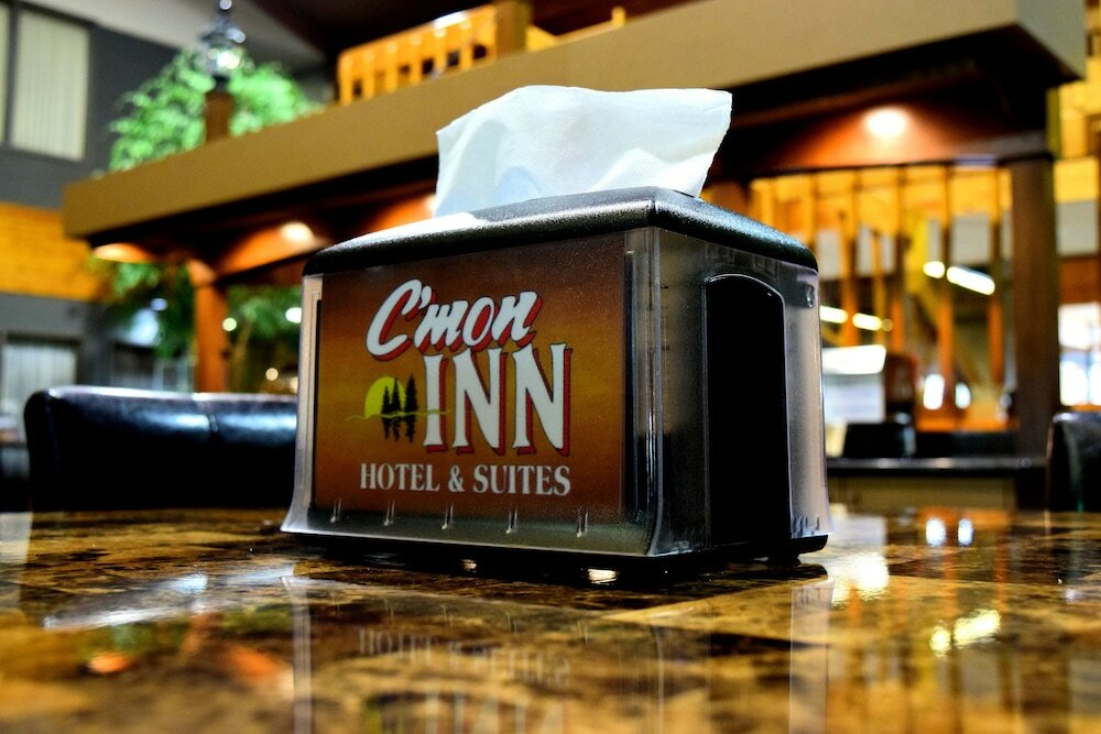 Фото Heartland Inn & Suites, SureStay Collection by Best Western