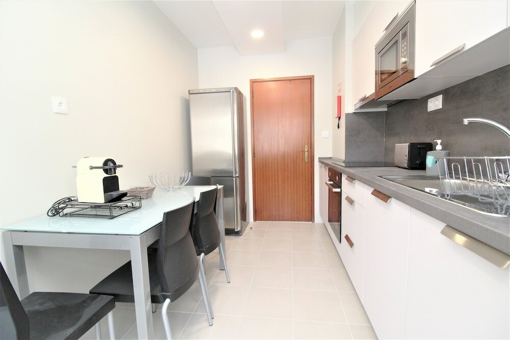 Фото Grey Apartment in City Center with Sea View