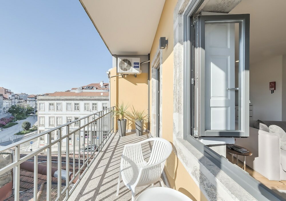 Фото Oporto Street Sá de Noronha