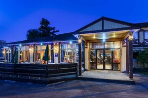 отель FH Confort Hotel Orléans