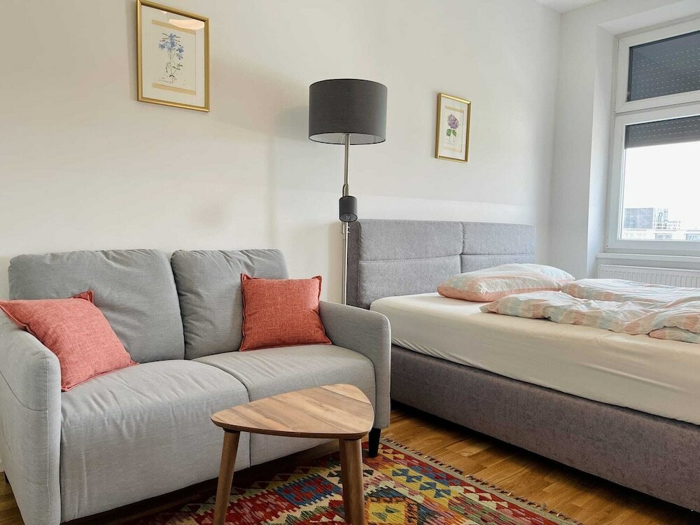 Фото Comfortable Apartments Vienna 1100