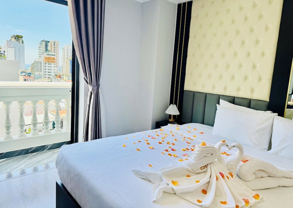 Фото Monaco Hotel & SPA Da Nang