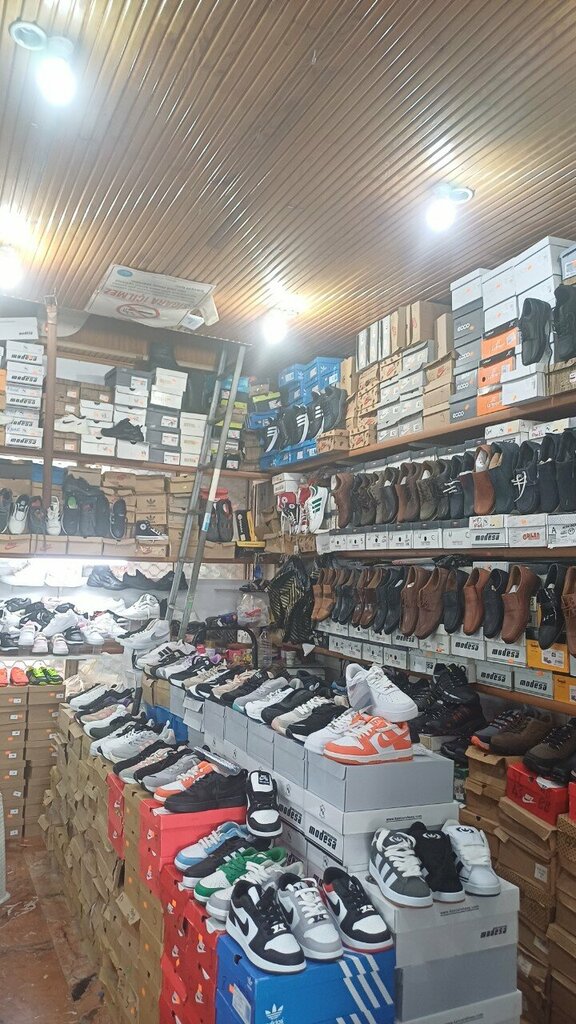 Shoe store Unlu Kundura, Fethiye, photo