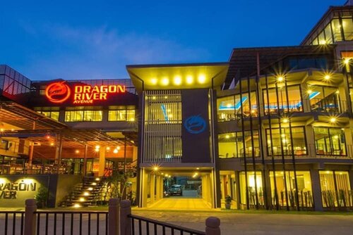 Гостиница Dragon River Avenue Hotel в Пхитсанулоке