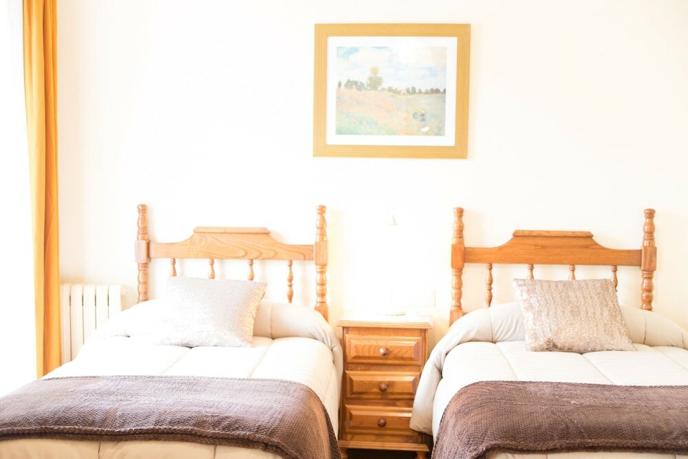 Фото Linares Rooms Santiago