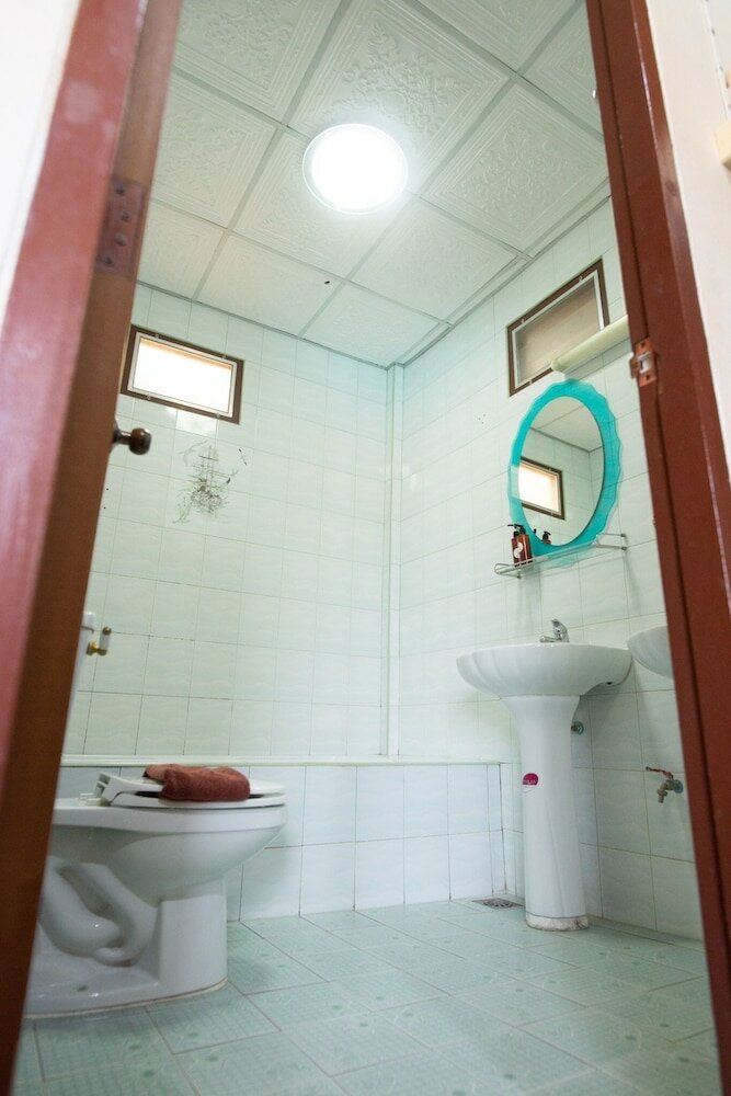 Фото Noble Night Guesthouse Kanchanaburi