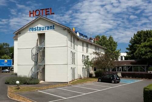 Гостиница Comfort Hotel Acadie Les Ulis в Палезо