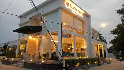 Гостиница Hotel Banjar Permai в Мартапуре