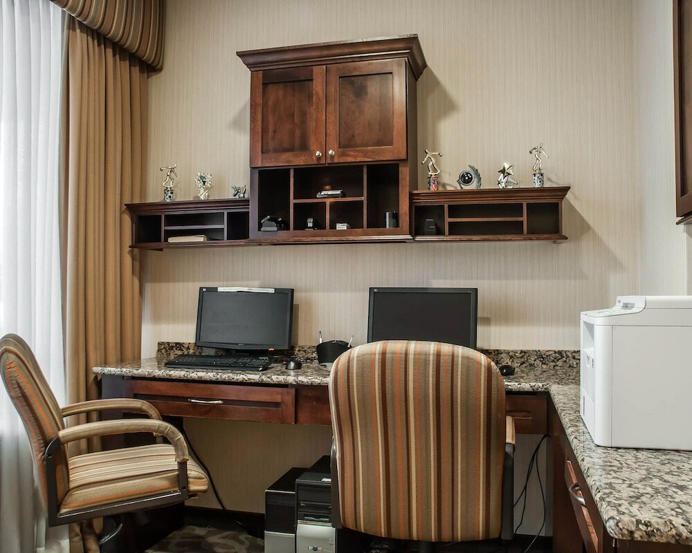 Фото Comfort Inn & Suites Watertown - 1000 Islands