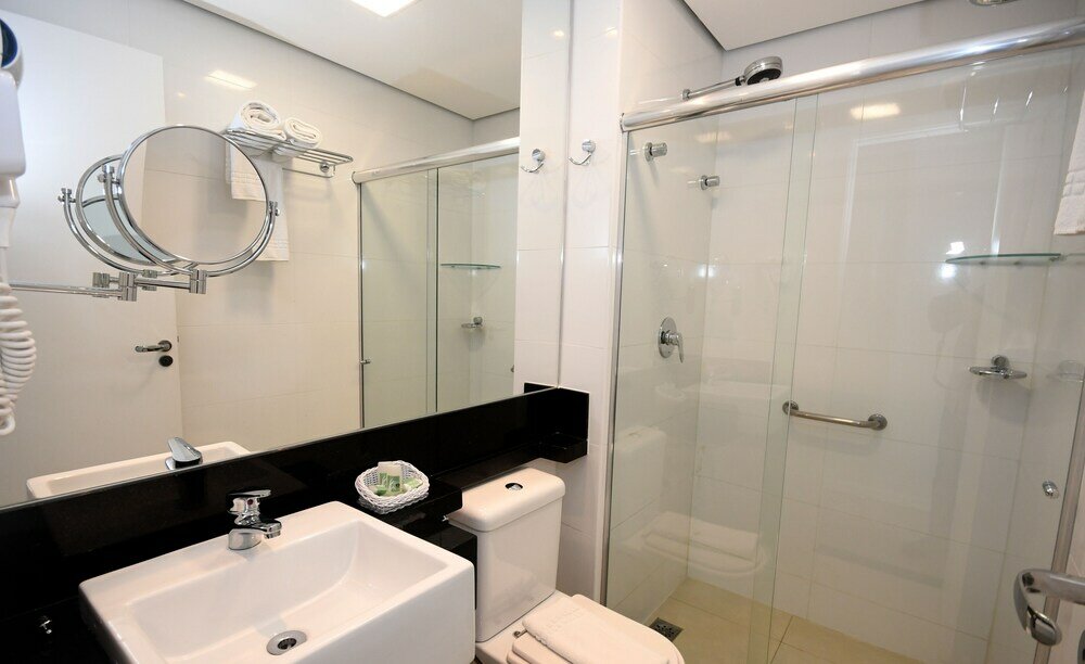 Фото IT Itabira Hotel