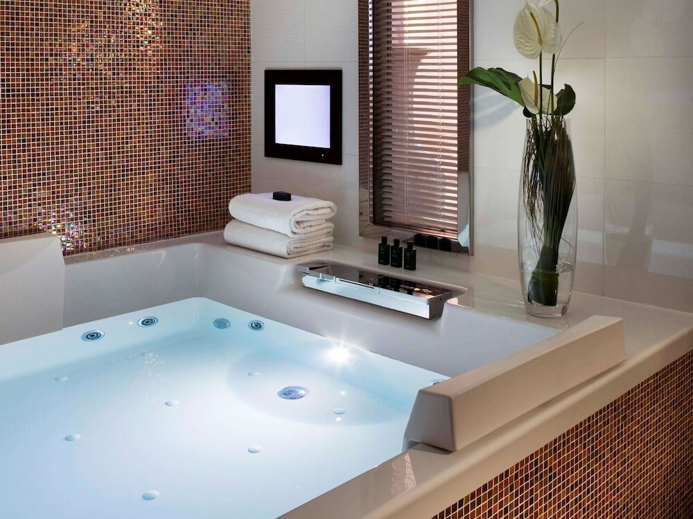 Фото Grand Hotel la Cloche Dijon - MGallery Collection