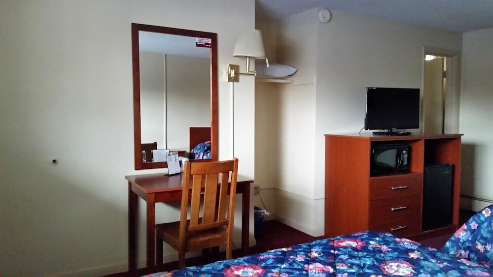 Фото Swiss Cottage Inn