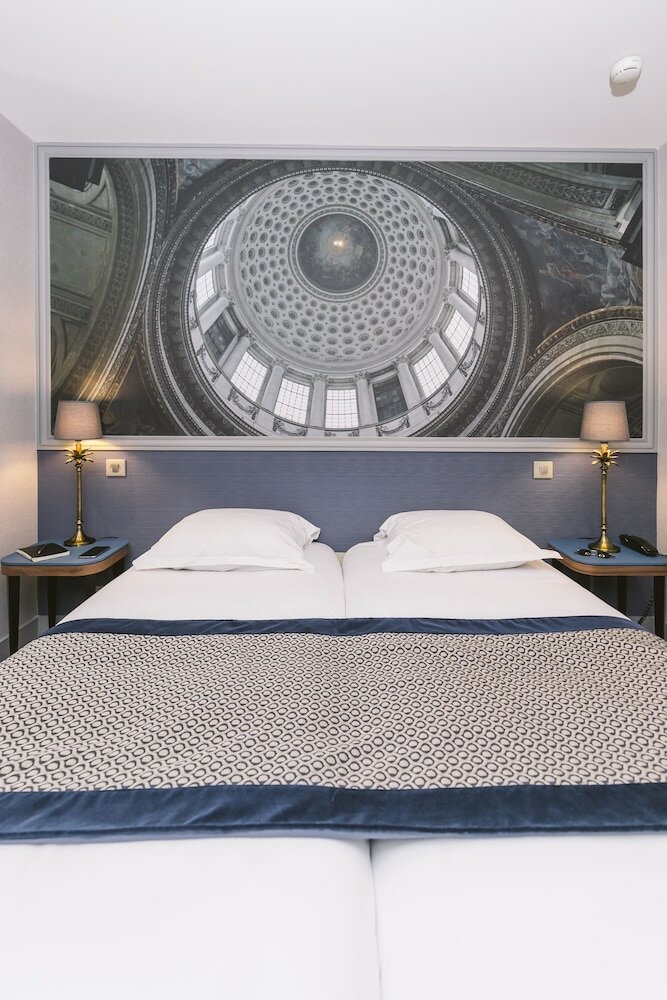 Фото Hotel Saint Christophe Paris