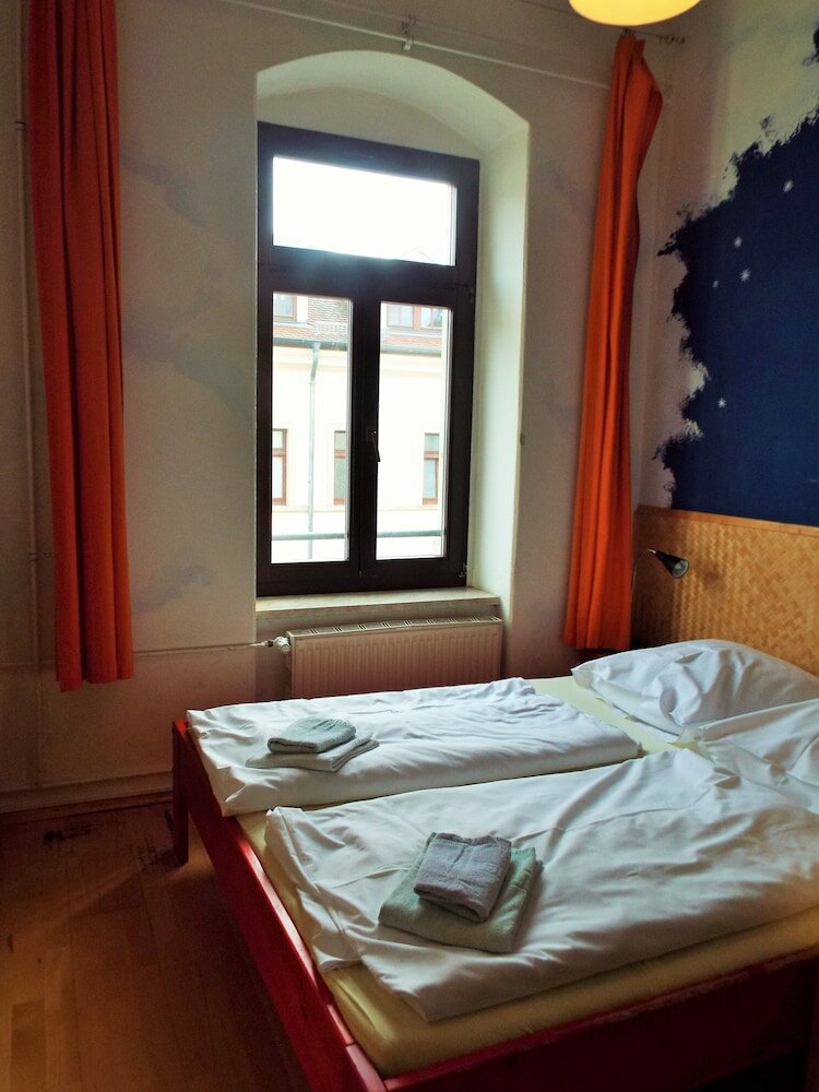 Фото Hostel Mondpalast