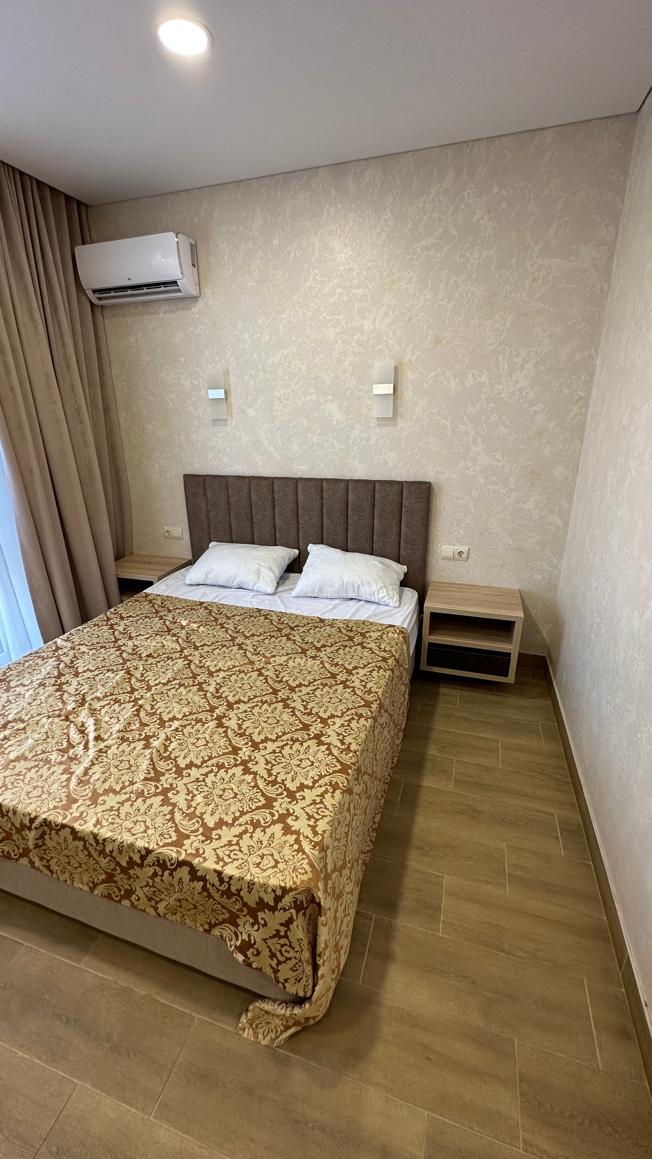 Фото Авалон