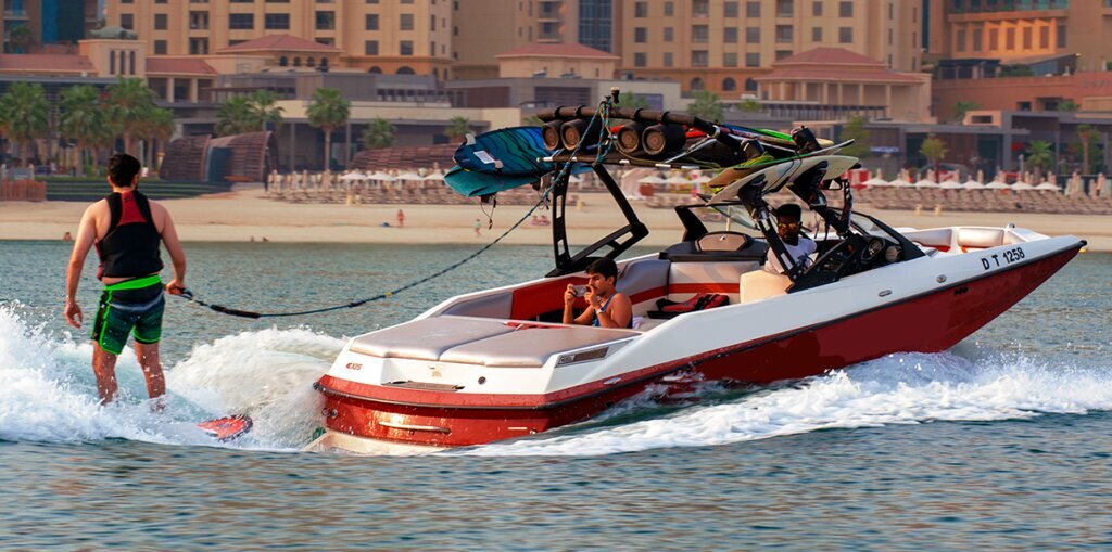 Sports club Wake2Wake Dubai Marina, Dubai, photo