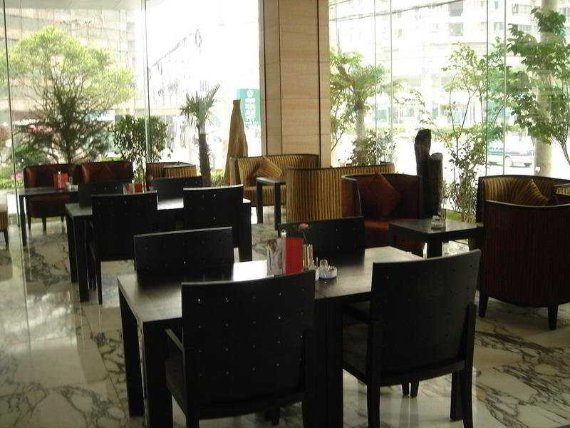 Фото Hundred Centuries Hotel