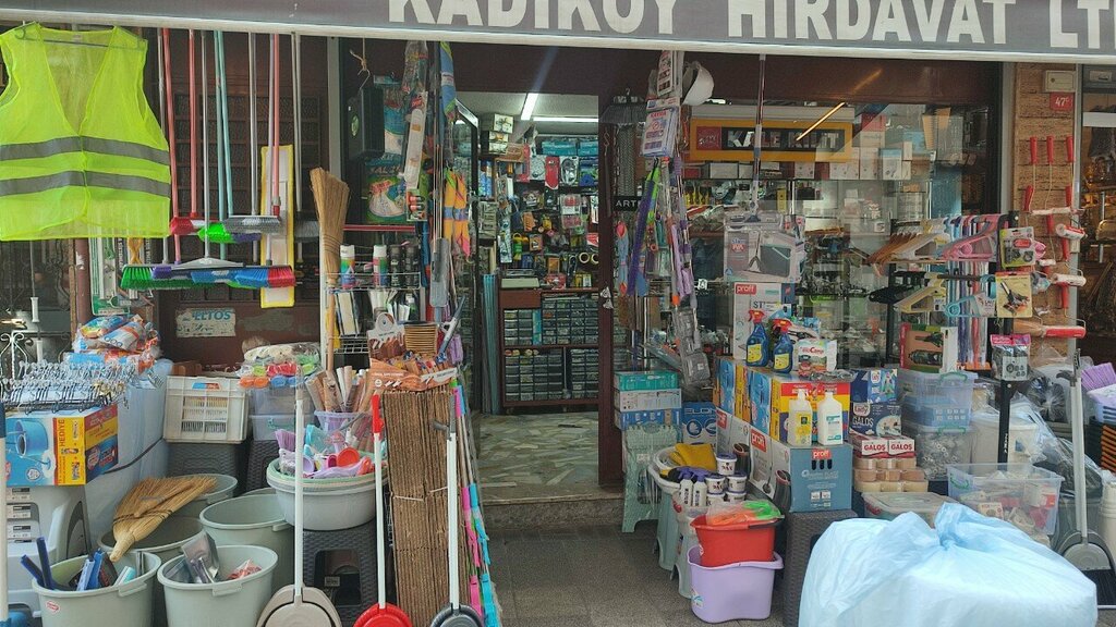 Hardware store Kadikoy Hirdavat, Istanbul, photo