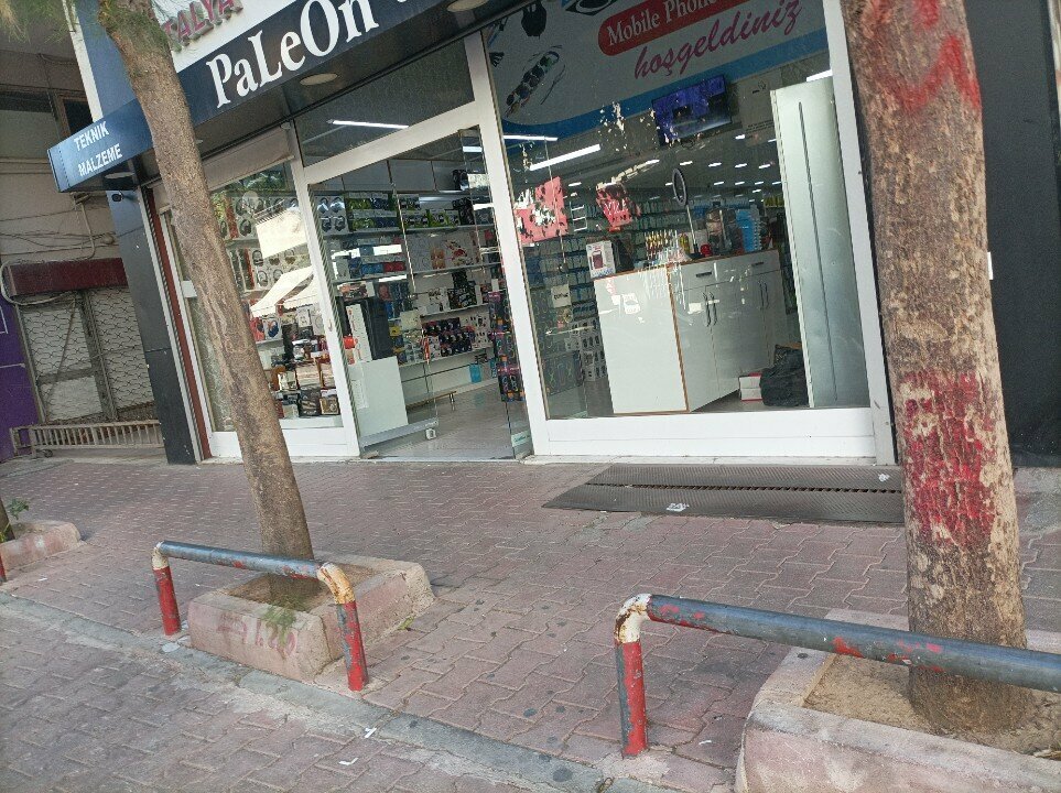 Items for mobile phones Paleon, Antalya, photo